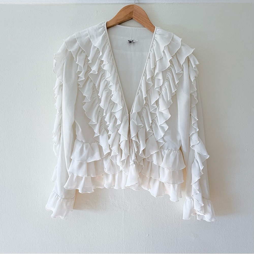 the gilberts ruffled top